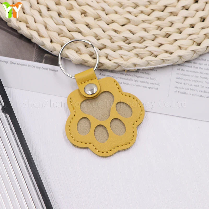 Memorial Leather Pet Hair Storage Bag Cat Paw Keychain Multifunctional Portable Keychain