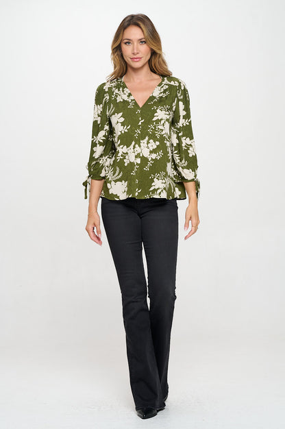 Floral Print V neck 3/4 Sleeve Top with Tie